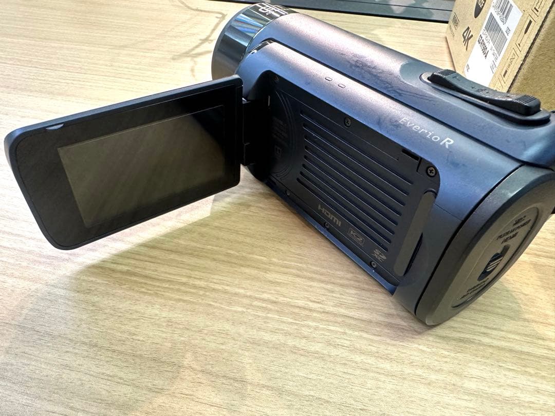 【美品】JVC Everio R GZ-RY980 4k 防水防塵　ビデオカメラ