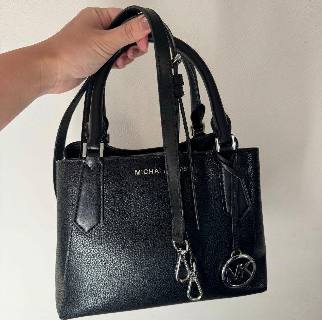 美品 MICHAEL KORS ブラック ショルダーバッグ
