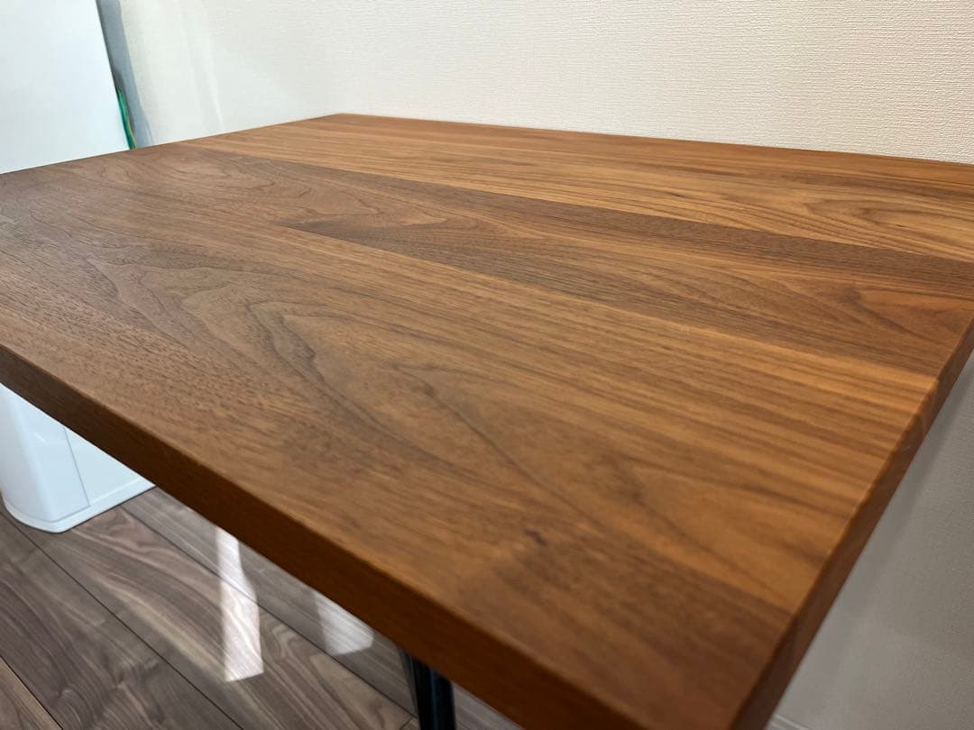 美品 グリニッチ カフェテーブル ウォールナット無垢材