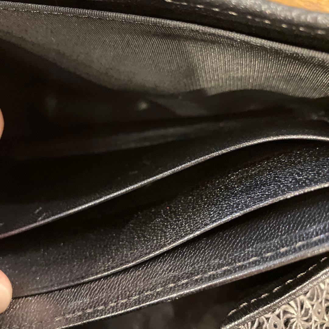ま*お様 ハヤシヒロコ　ジラソーレ　財布　ブラック　 ミニモ