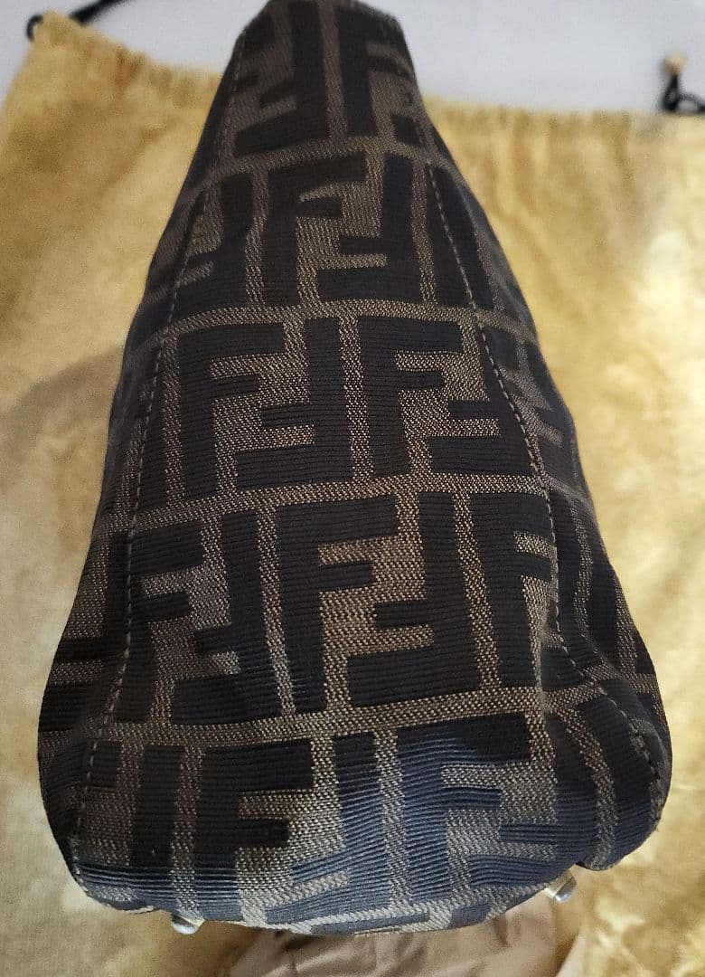 FENDI フェンディ ズッカ ハンドバッグ ブラウン