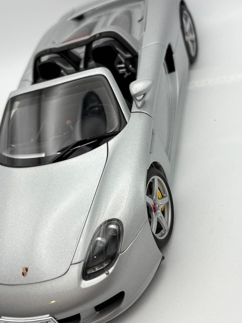 AUTO art Porsche Carrera GT ミニカー 1/18