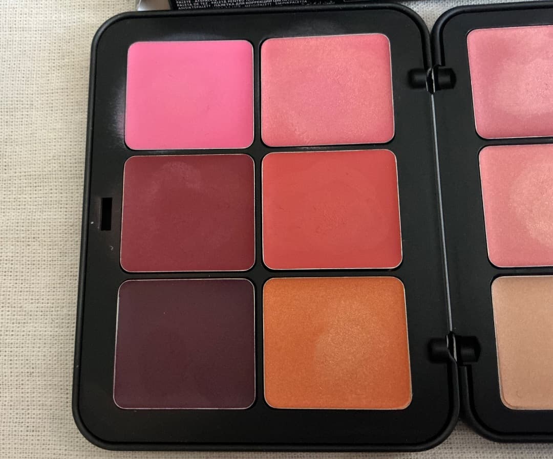 メイクアップフォーエバー HDスキン ブラッシュ＆グロウパレット