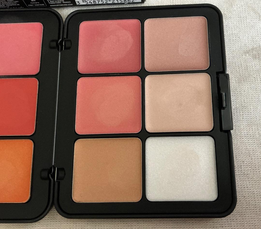 メイクアップフォーエバー HDスキン ブラッシュ＆グロウパレット