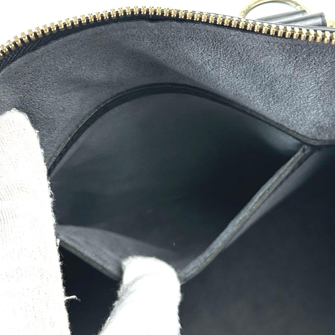 【美品】ルイヴィトン　エピ　アルマPM　ハンドバッグ　M52142　レザー　黒