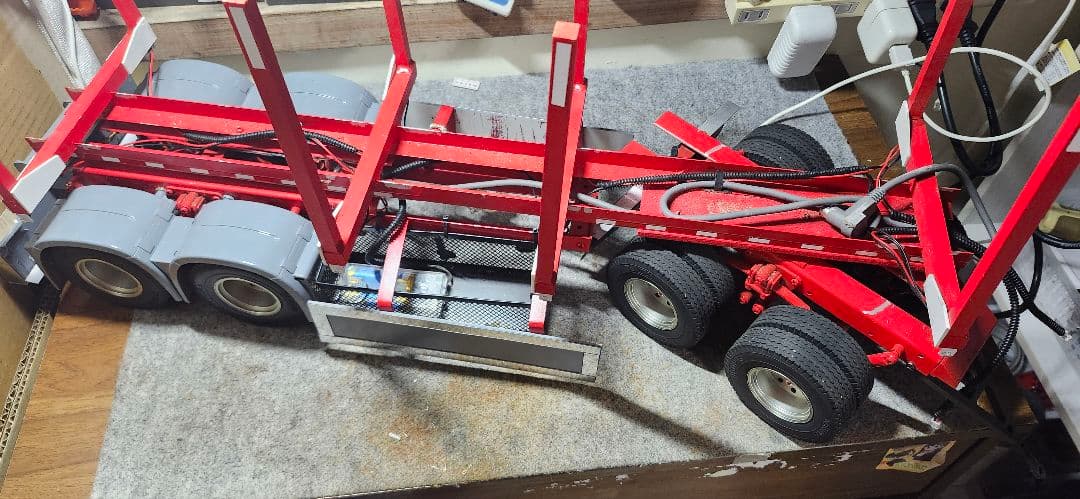 タミヤ 1/14フルトレーラー材木トレーラー