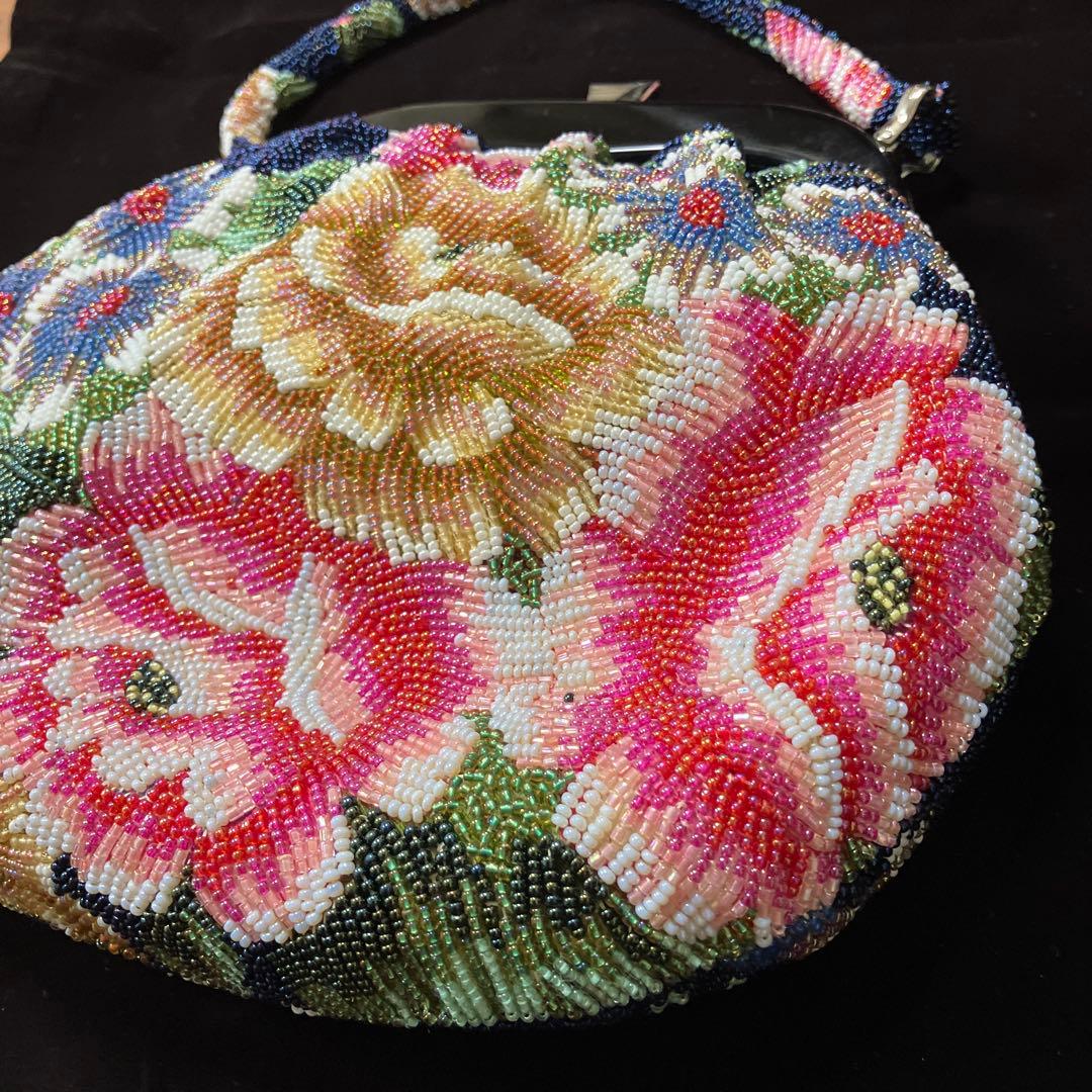 手刺繍 総ビーズがま口バッグ ＊ベルベットレースショール付 ヴィンテージ