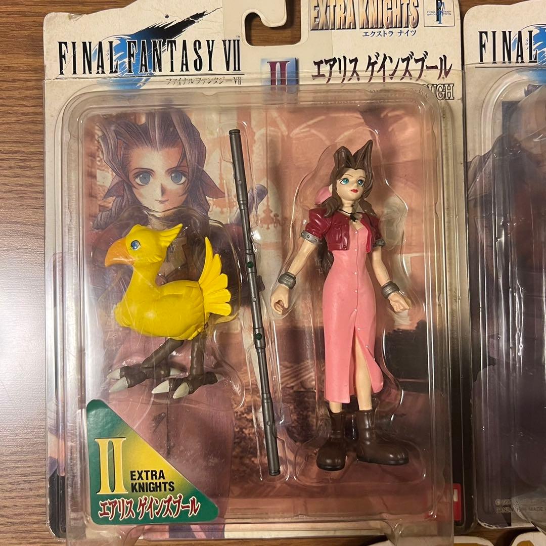 ファイナルファンタジー7 エクストラナイツ フィギュア　3個セット
