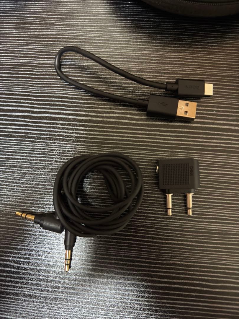 さ*ら様 SONY ワイヤレスノイズキャンセリングステレオヘッドホン WH-10