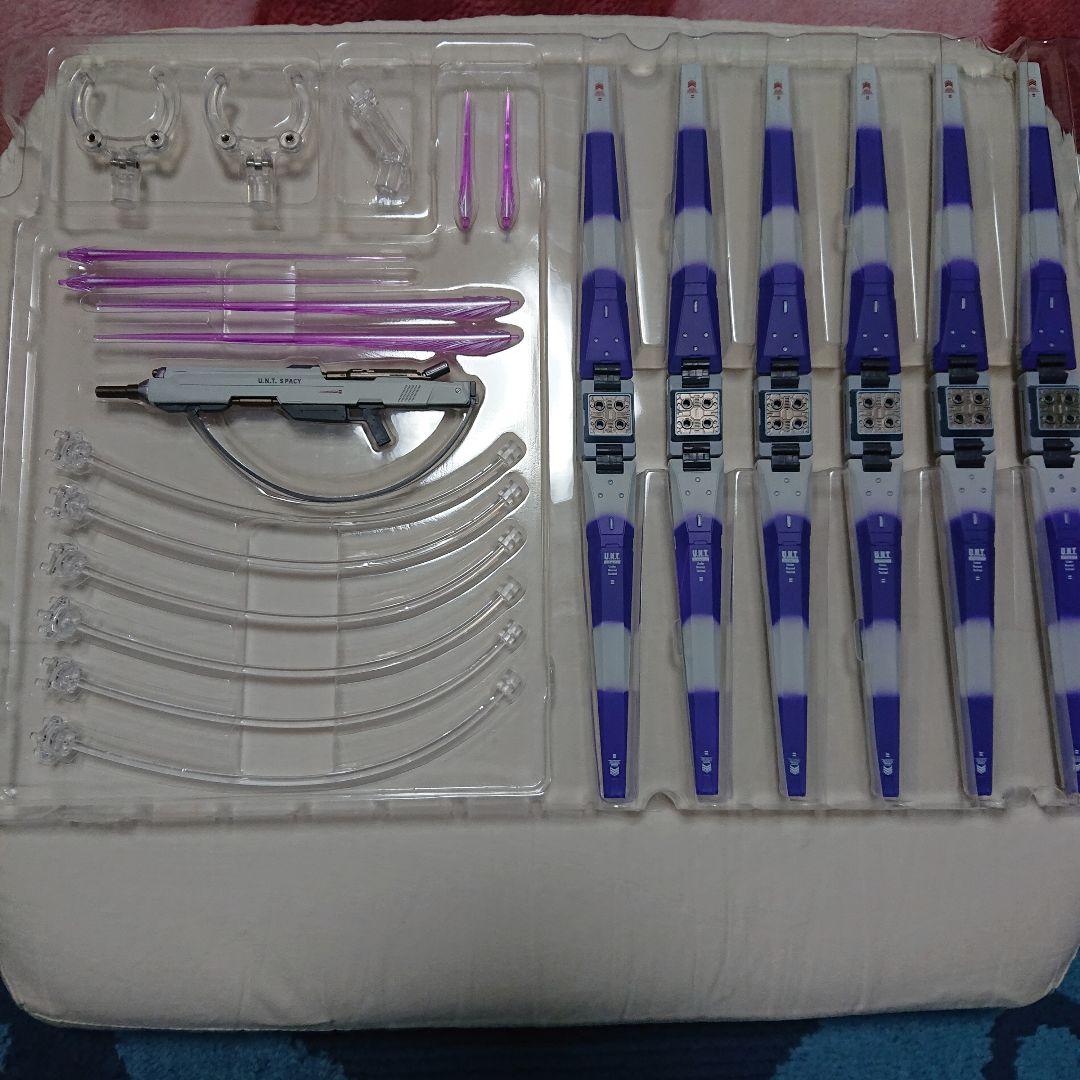 L BUILD Hi-ν ガンダム