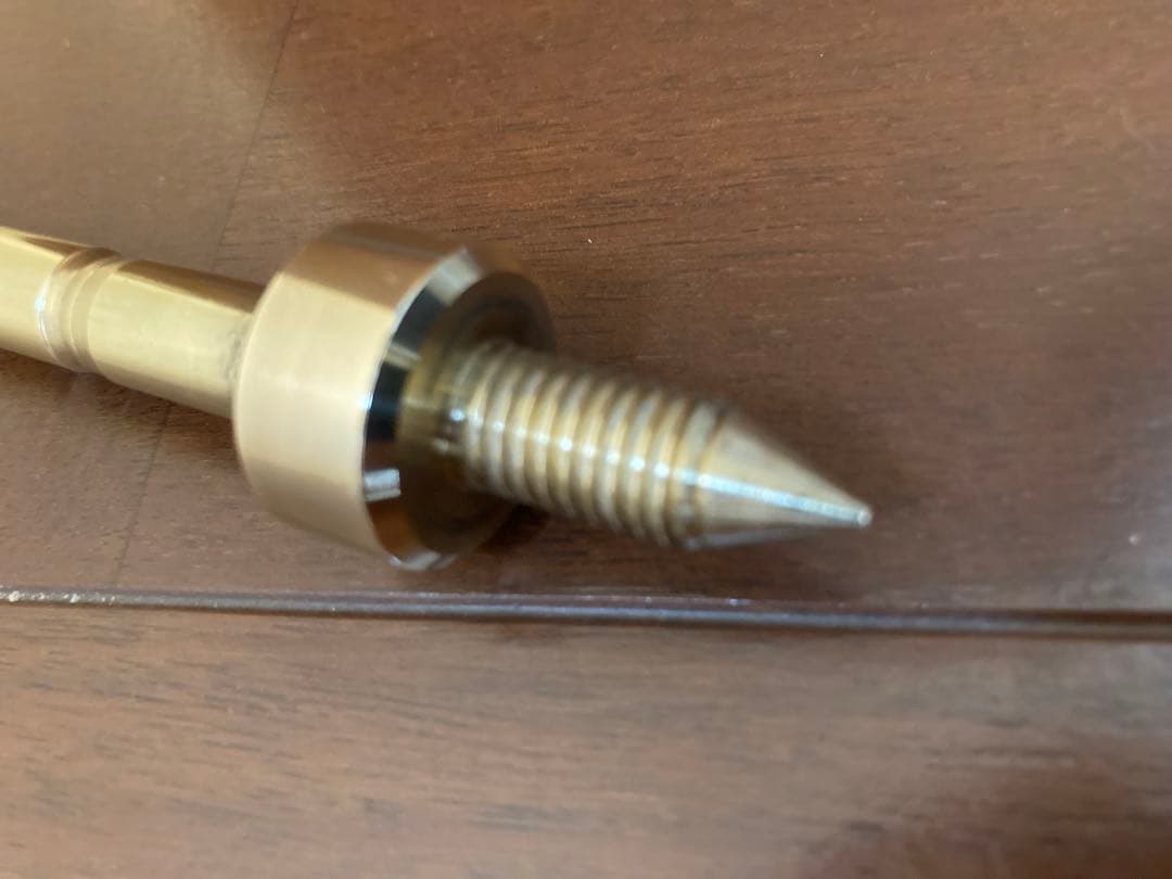 コントラバス エンドピン　タングステン入り真鍮／先端真鍮