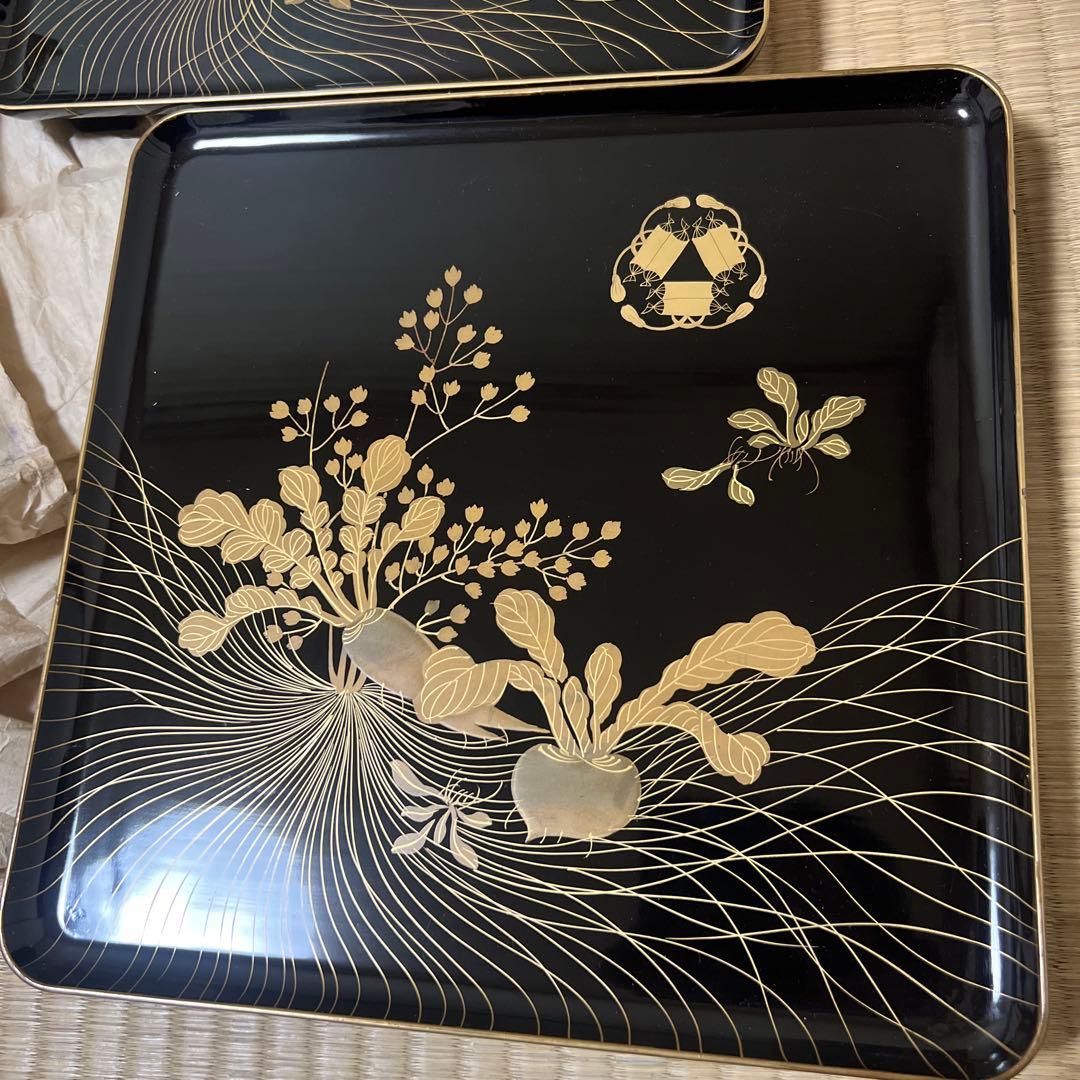 七草蒔絵吸物膳　八客