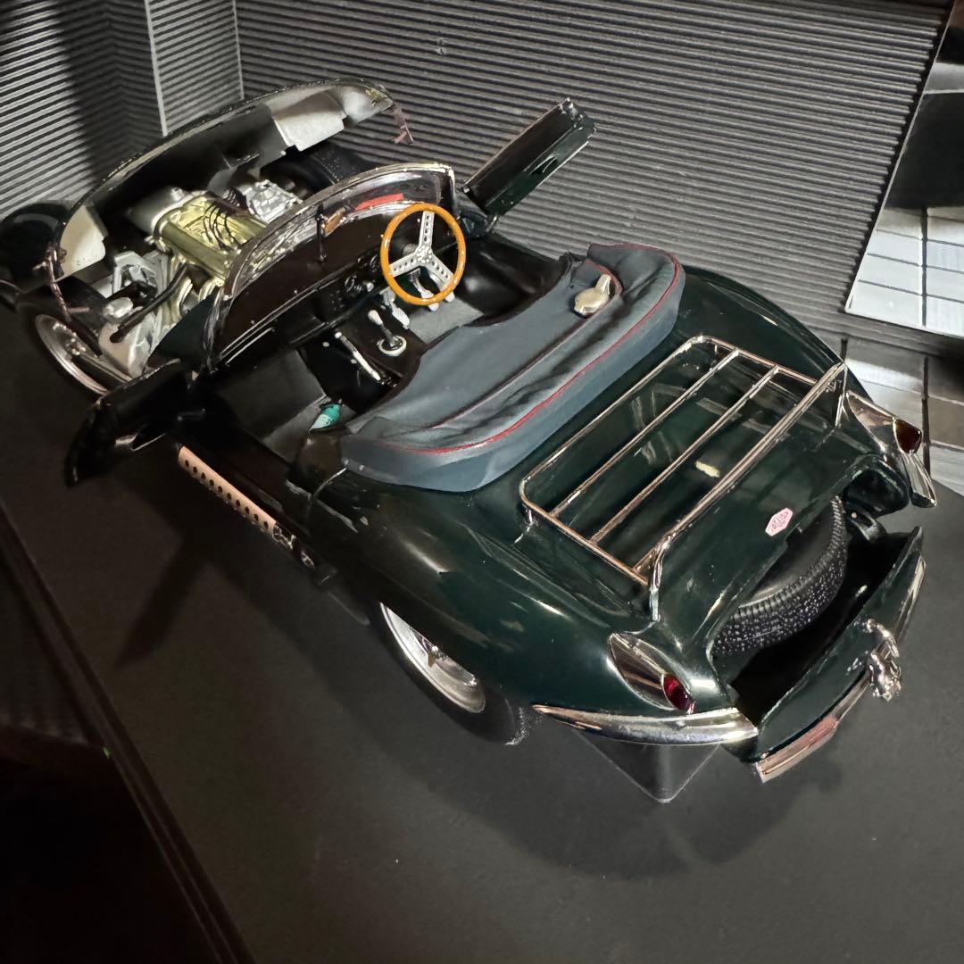 絶版 未展示品 オートアート1/18 ジャガー XK-SS グリーン