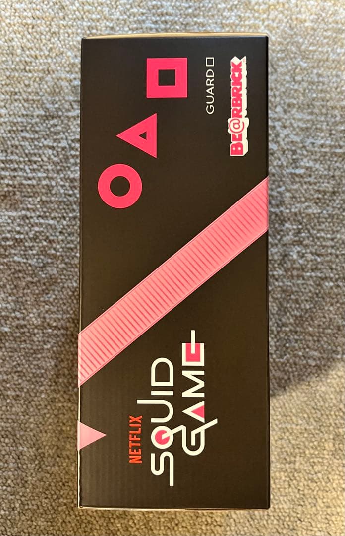 BE@RBRICK SQUID GAME イカゲーム　GUARD 「◻︎」