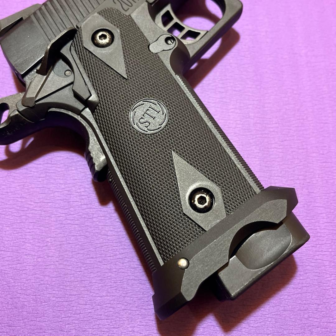 東京マルイ ハイキャパ　STI MARAUDER カスタム コンペンセイター