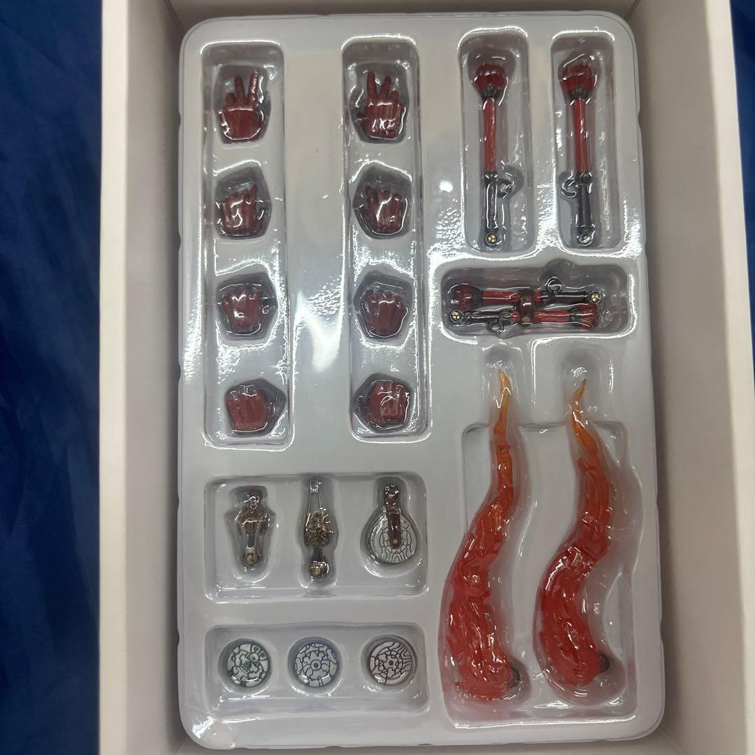 真骨彫仮面ライダー響鬼