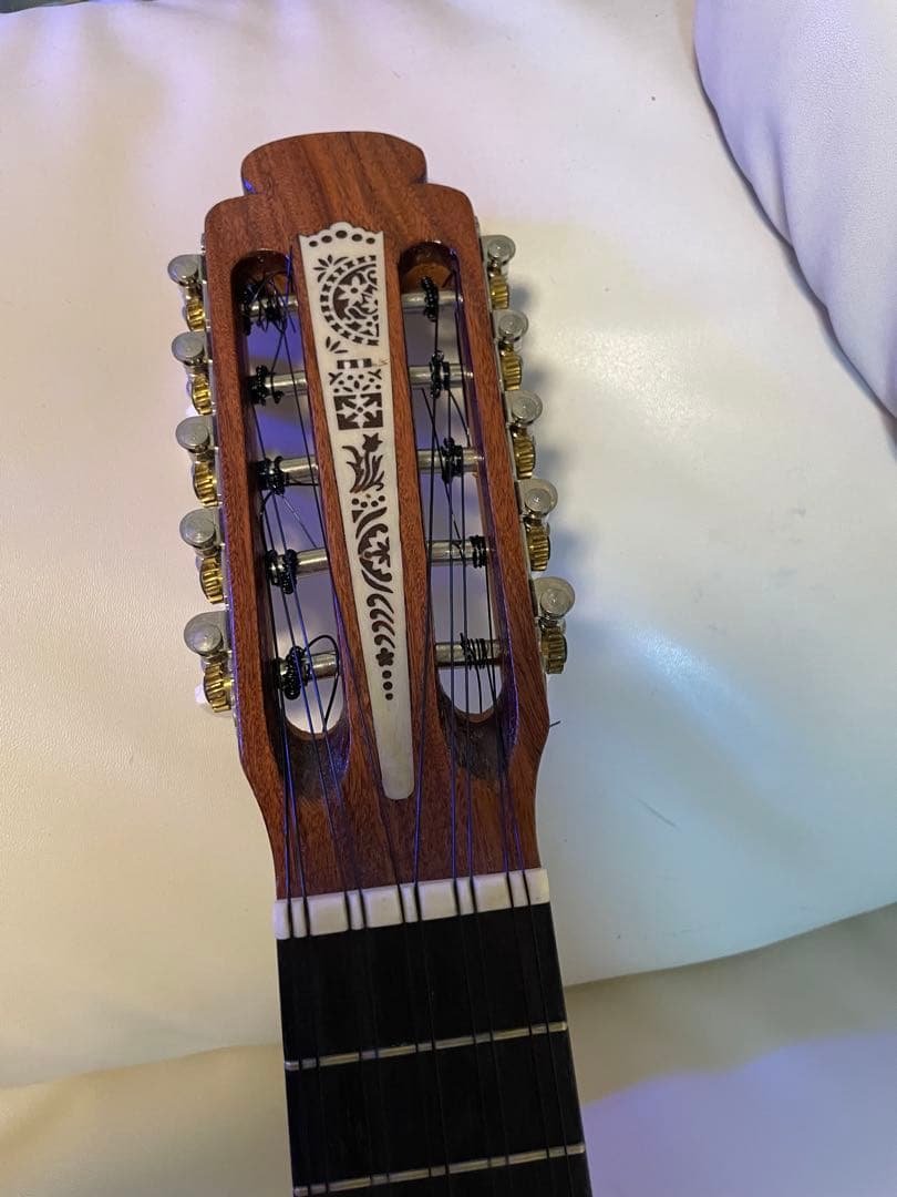 民族楽器 弦楽器 チャランゴ