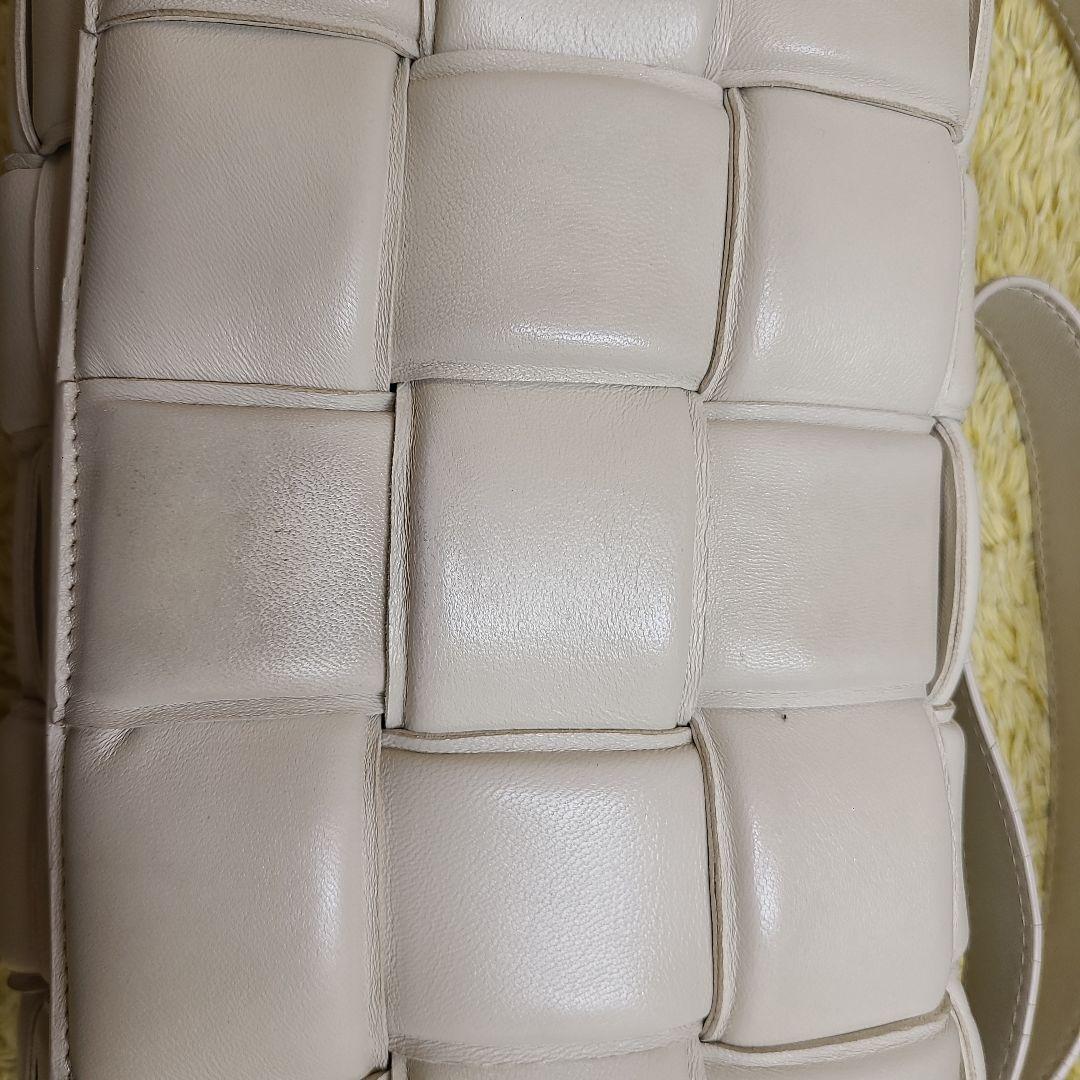 BOTTEGA VENETA パデットカセット　正規品※汚れ使用感あり