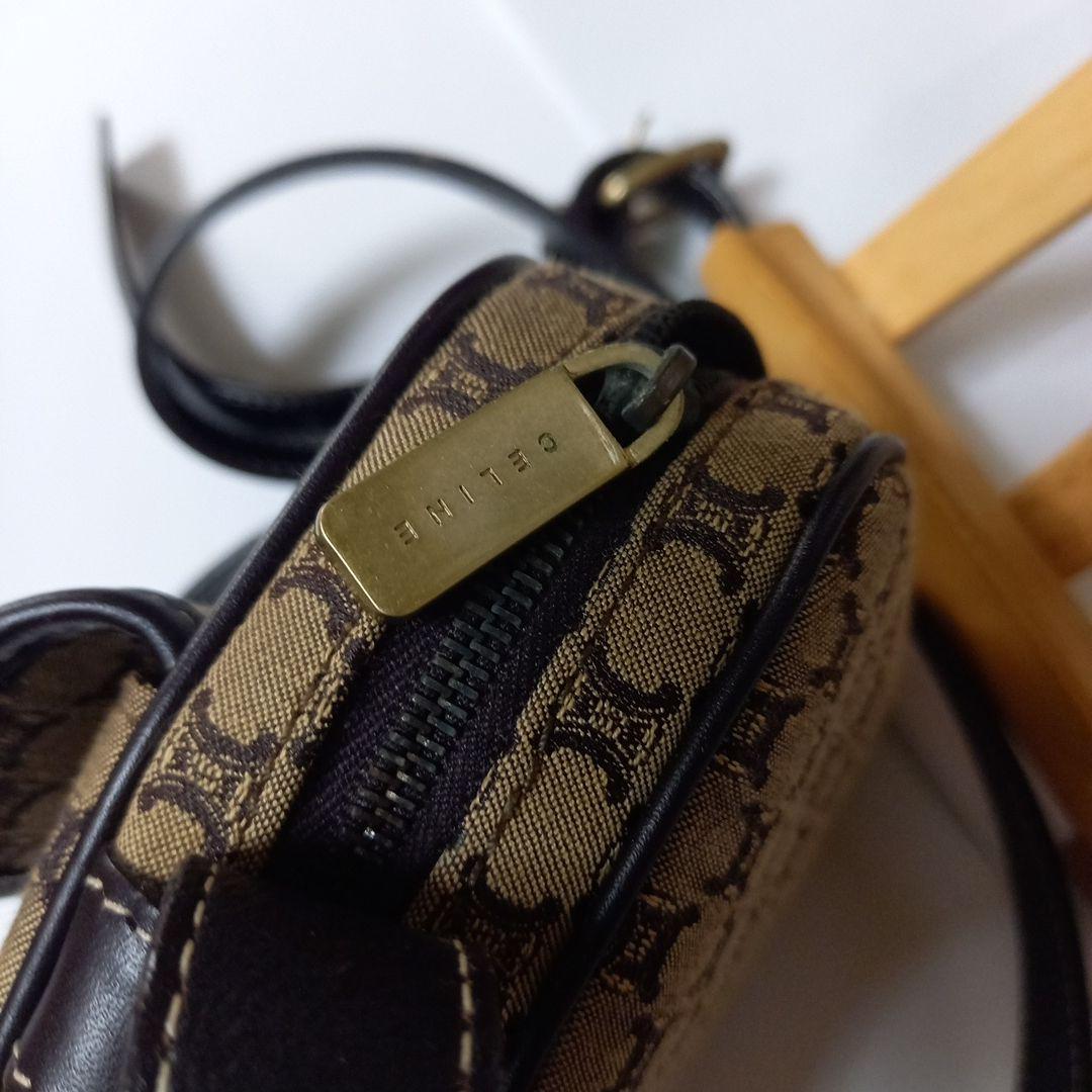 CELINE ベージュキャンバスショルダーバッグ