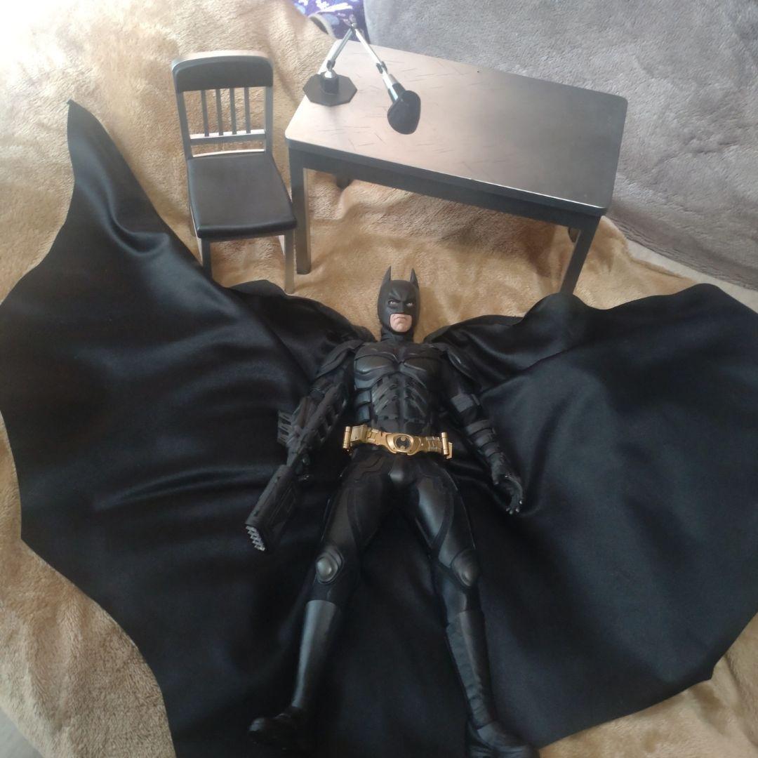 ホットトイズ バットマン ダークナイトライジング 尋問机