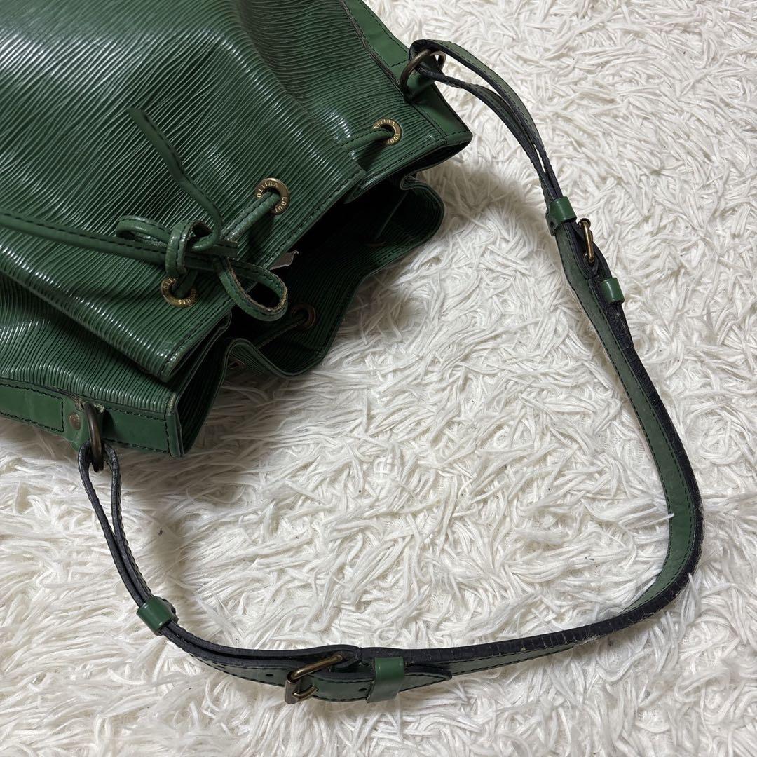 ルイ・ヴィトン LOUIS VUITTON ノエ ボルネオグリーン エピ