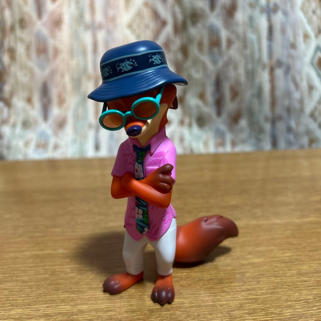 ズートピア2 TOP TOY NEW JOURNEY フィギュア　ニック 2点