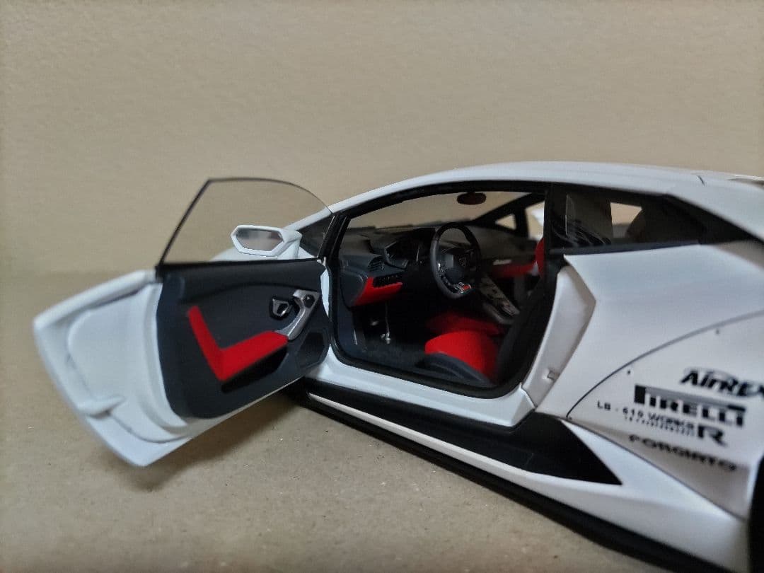オートアート　Lamborghini Huracan