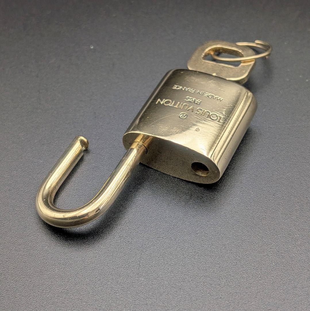 ルイヴィトン カデナ パドロック 南京錠 ゴールド 313番 - メルカリ