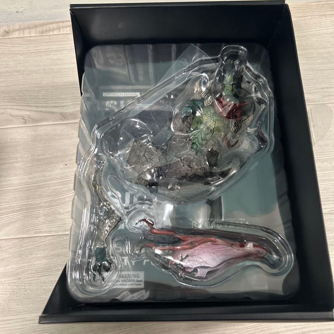 ゼ*ロ様 t319 S.I.C. 仮面ライダークウガ 造形士 大山竜