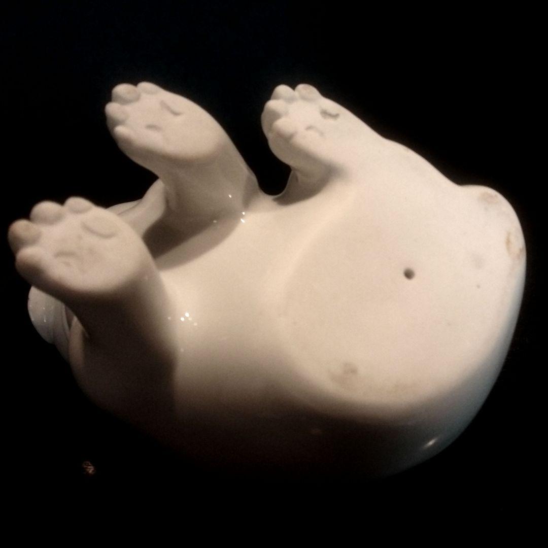 海を渡り、英国で百年以上座り続けた仔犬！明治期 平戸焼 招き猫