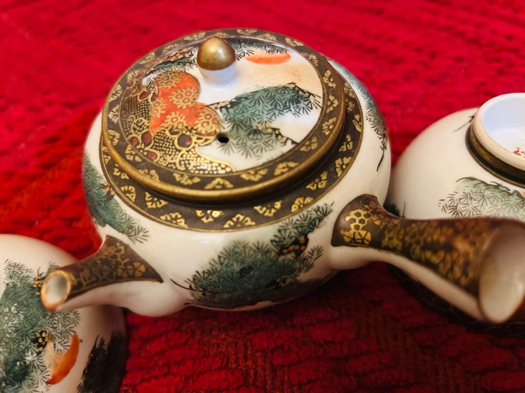 新品箱有り 台湾新太源製 高級茶器セット 花柄急須 湯呑み2個 箱有り