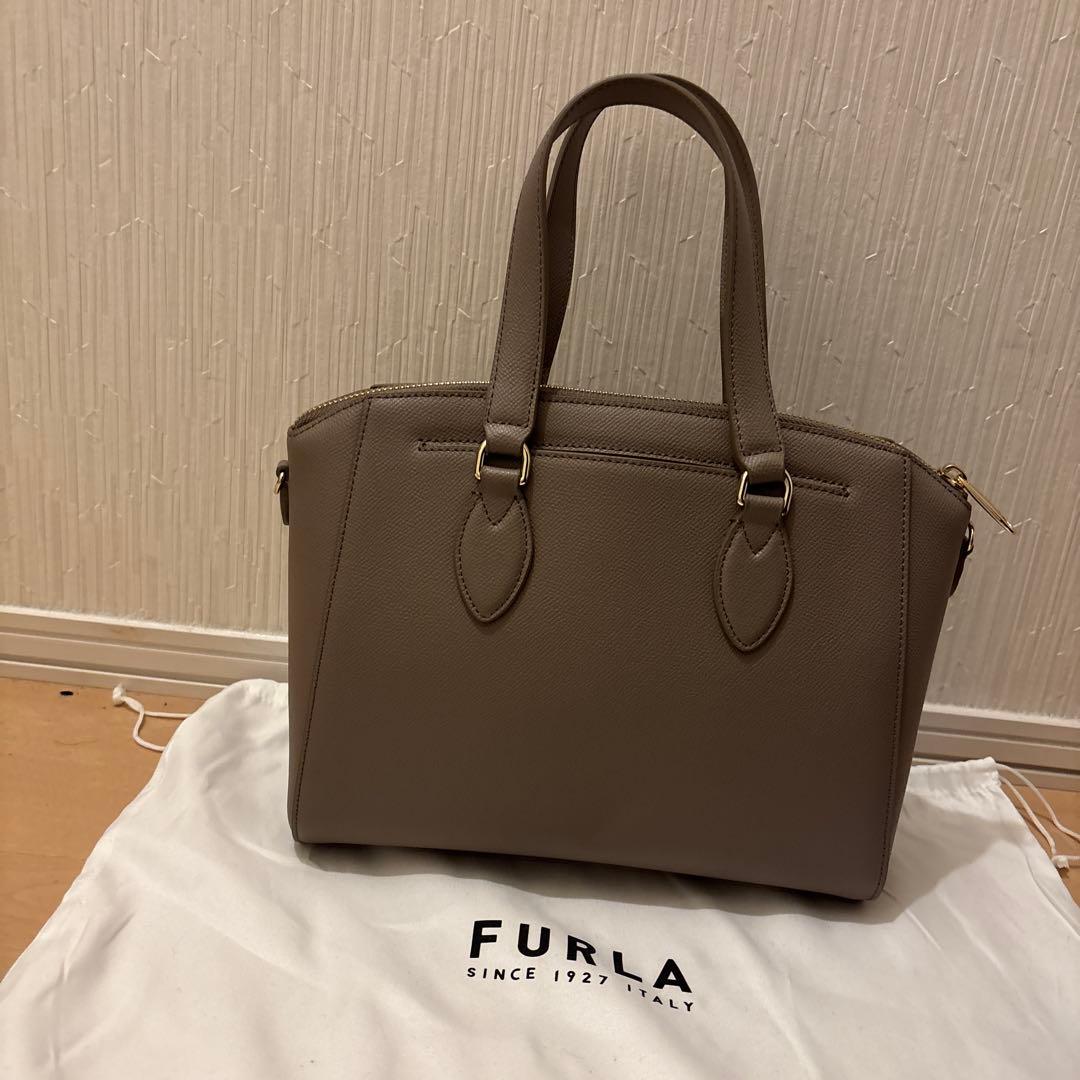 【新品未使用】FURLA 2WAY ショルダーバッグ　革 グレー