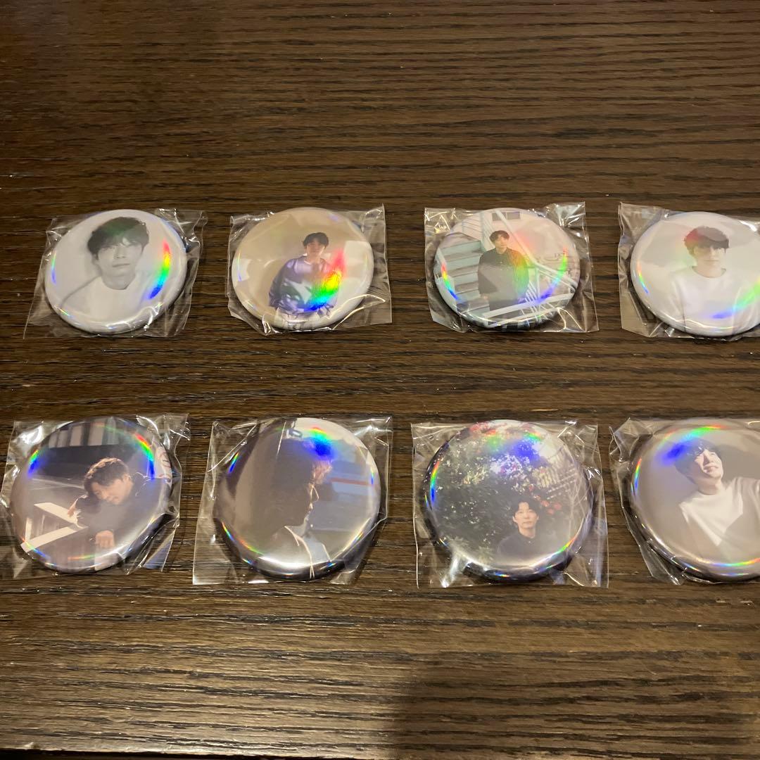 星野源　写真付き缶バッジ 8個セット