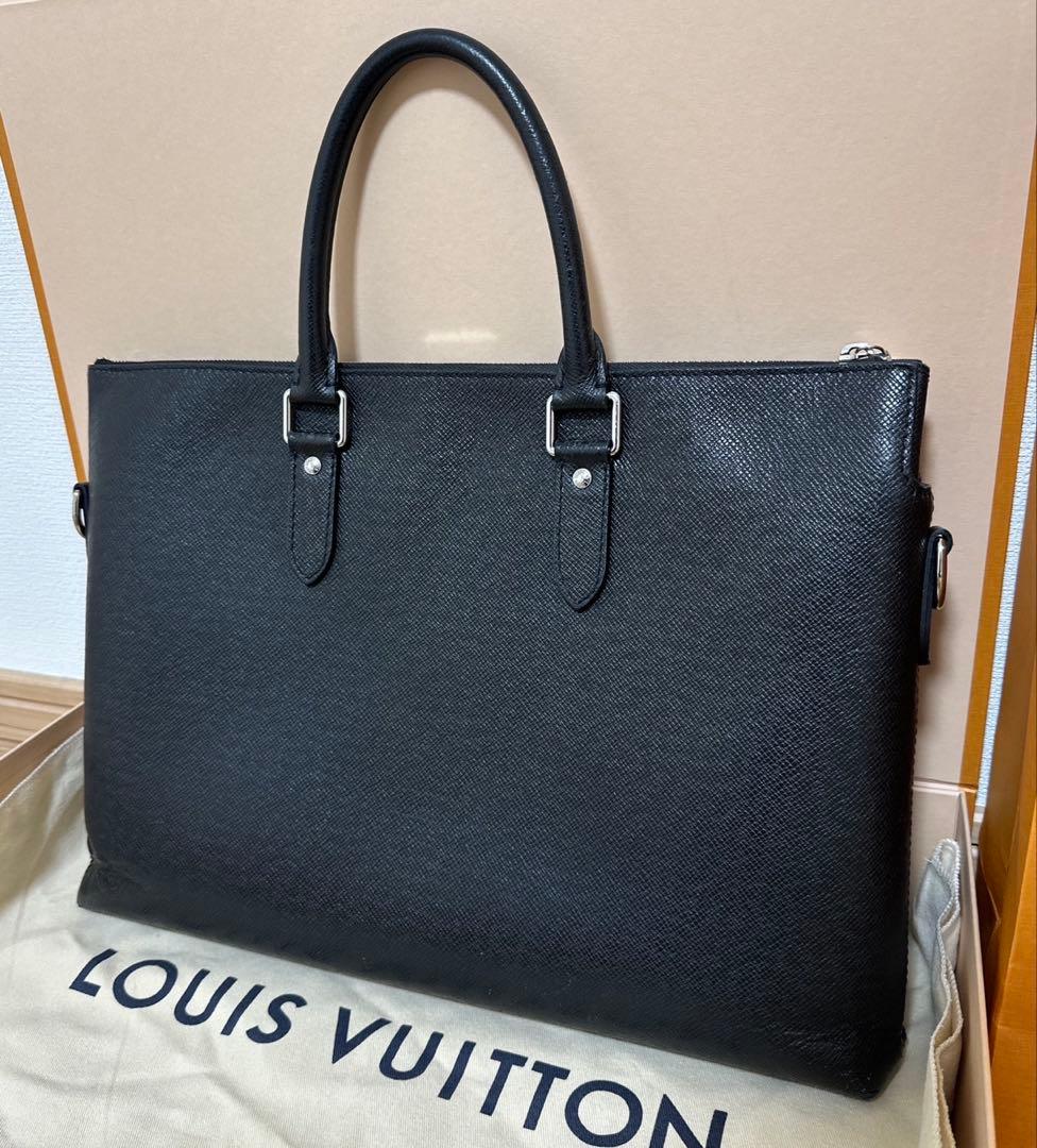 LOUIS VUITTON ルイヴィトン タイガ アントン ブリーフケース