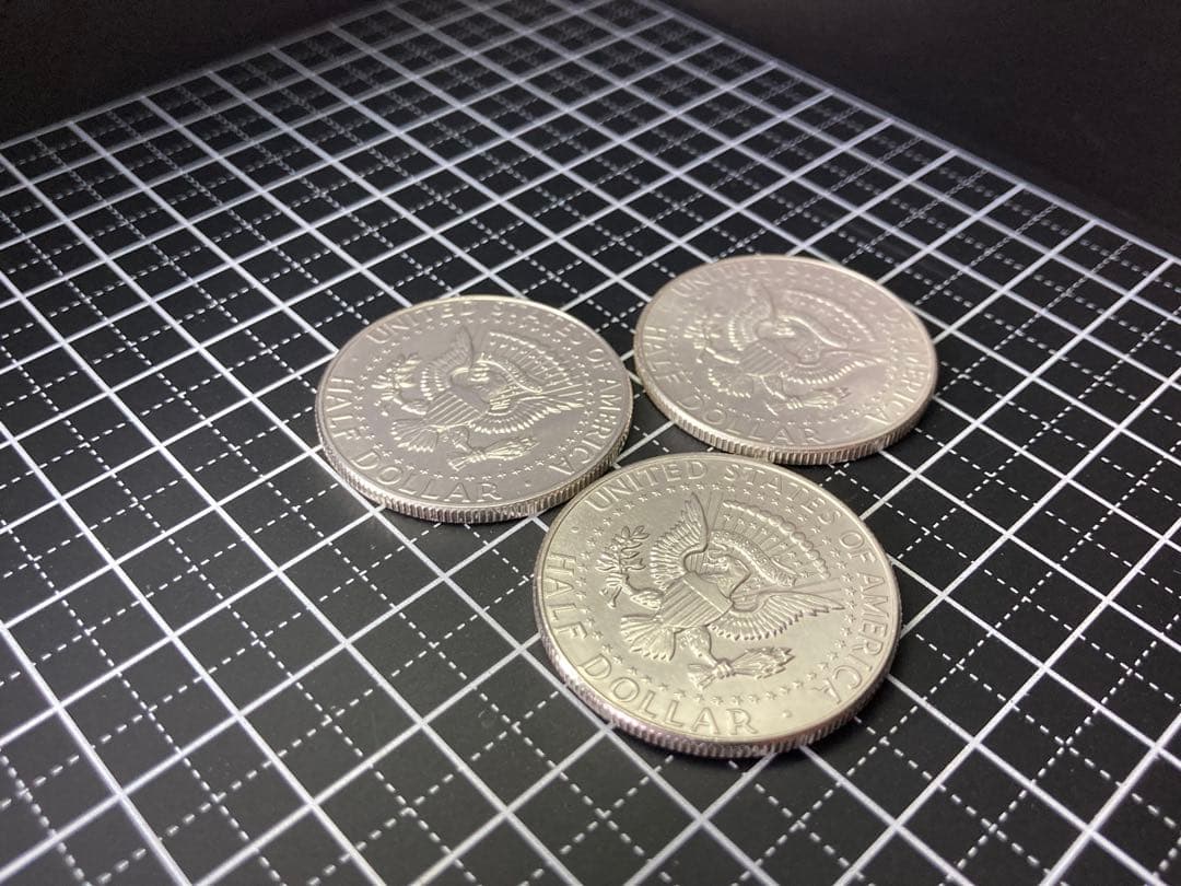 アメリカ】ケネディハーフダラー銀貨3枚(1964年) アメリカ》ケネディ