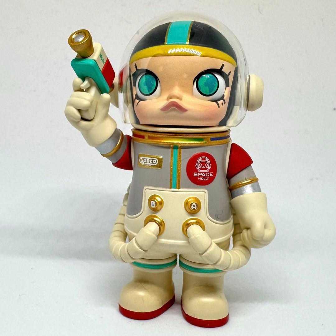 【POPMART】シークレット THE GIRL FROM THE EARTH