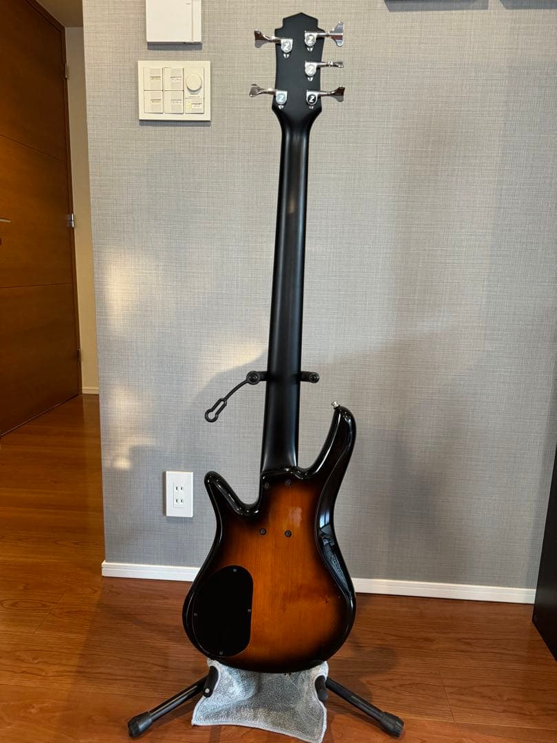 ☆EDEN ベースアンプヘッド traveler 400 ヘッドアンプ ☆ EDEN