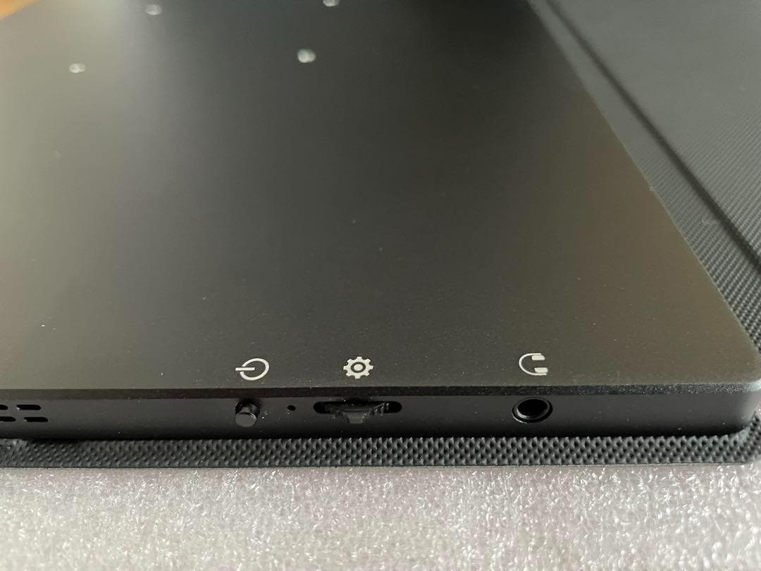 モバイルモニター 15.6インチ タッチパネル 120Hz 2.5k