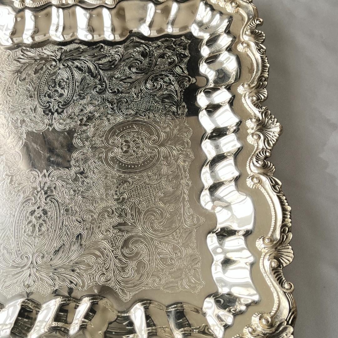 【Wallace】 チッペンデールのギャラリートレー スクエア 42cm