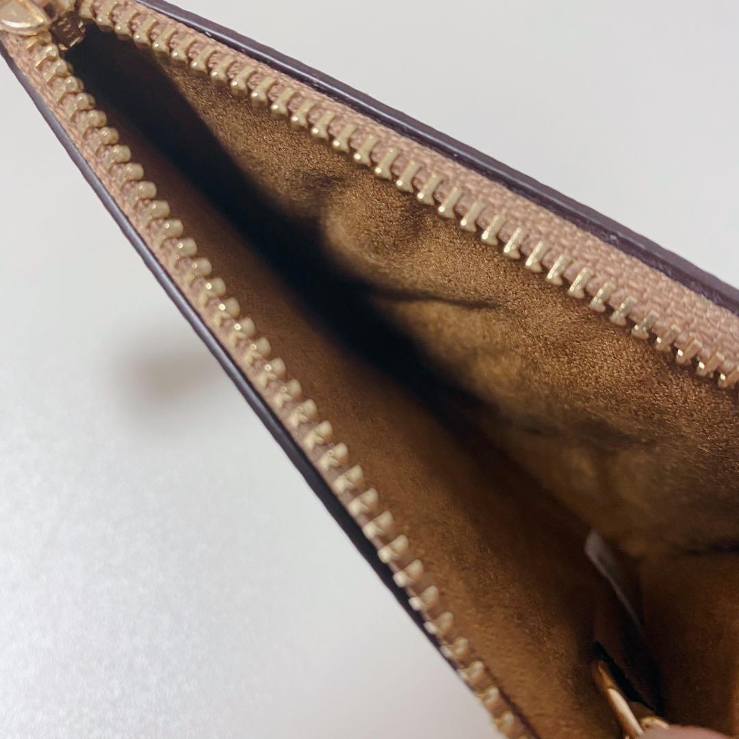 【新品未使用】COACHコーチ★ミニスキニーIDカードケース★アイボリー