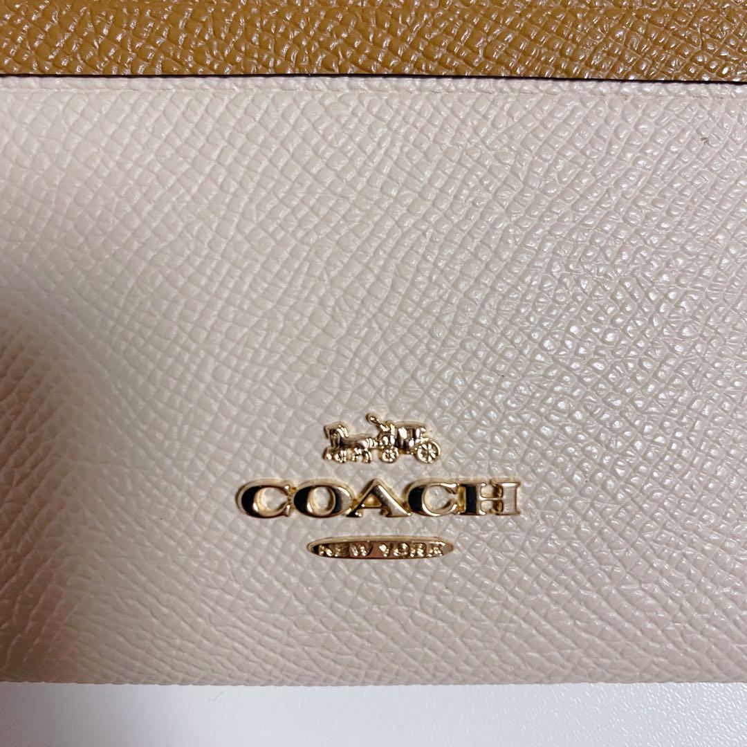 【新品未使用】COACHコーチ★ミニスキニーIDカードケース★アイボリー