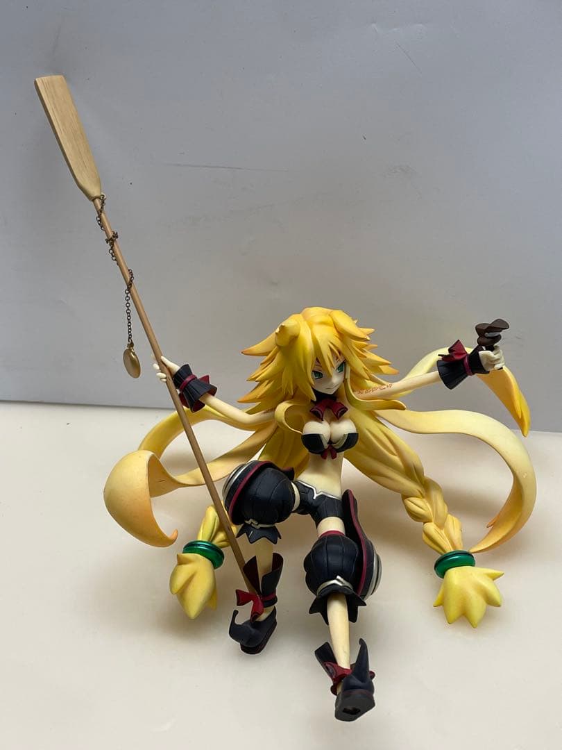 魔女と百騎兵 沼の魔女 メタリカ 1/8 フィギュア