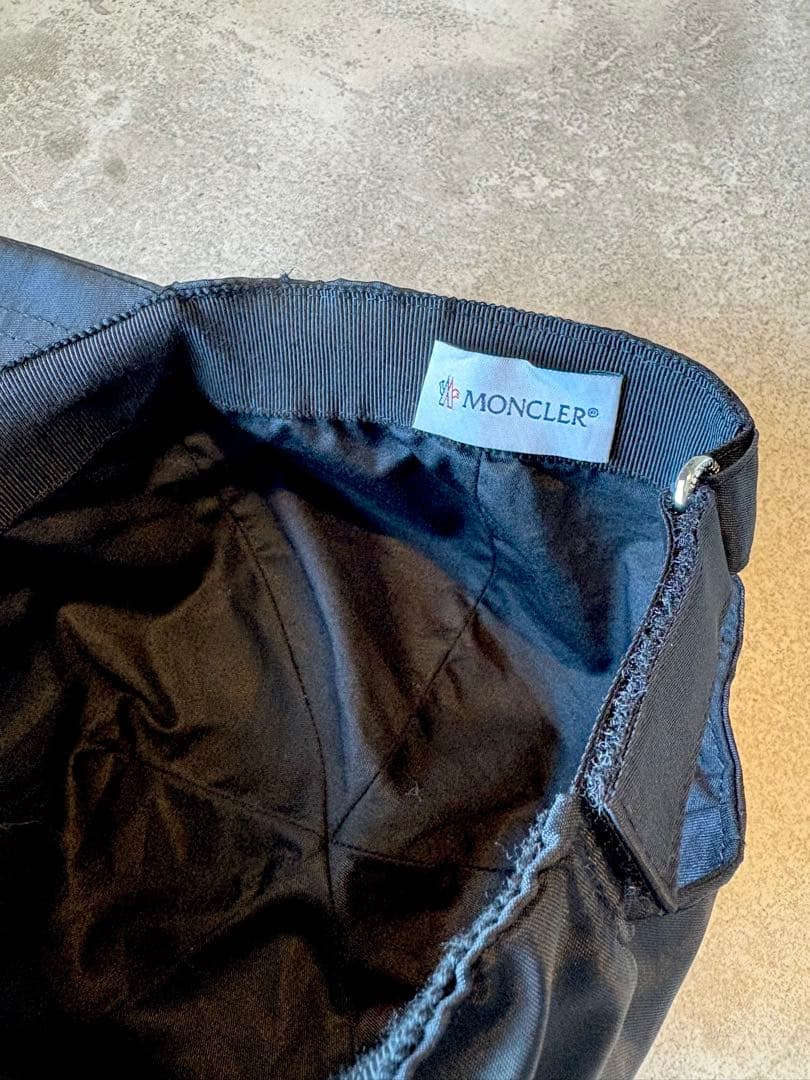 MONCLER モンクレール キャップ 黒 クリスタルロゴ 希少モデル MONCLER