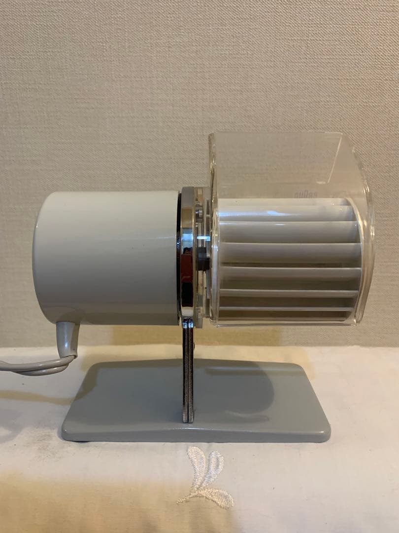 【動作確認済み】　ドイツ　BRAUN 卓上扇風機　ヴィンテージ　美品！
