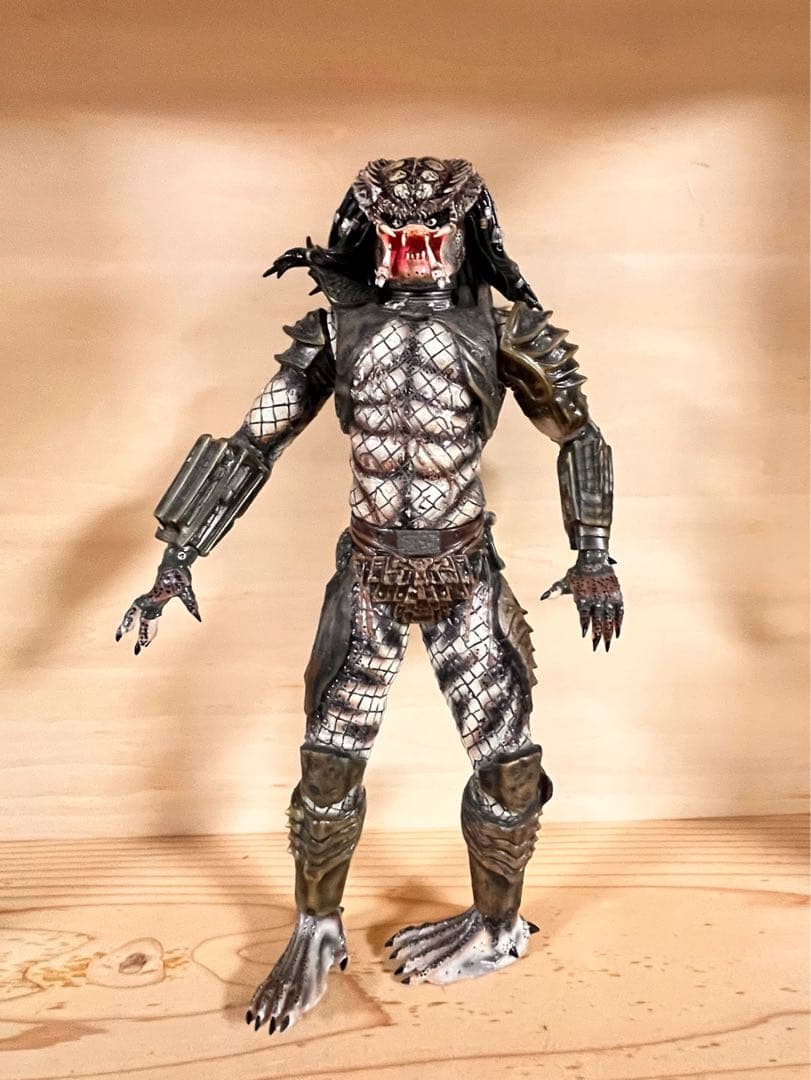 プレデター ガレージキット 塗装完成品 約33cm