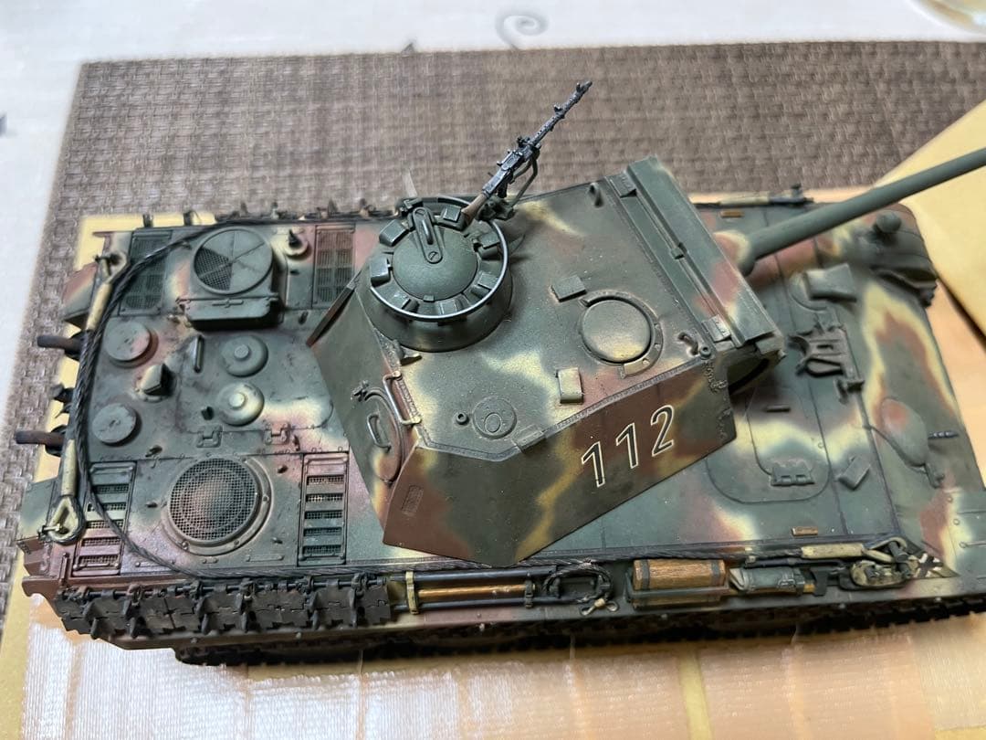 1/35 独パンサーG型(兵士1体付き)