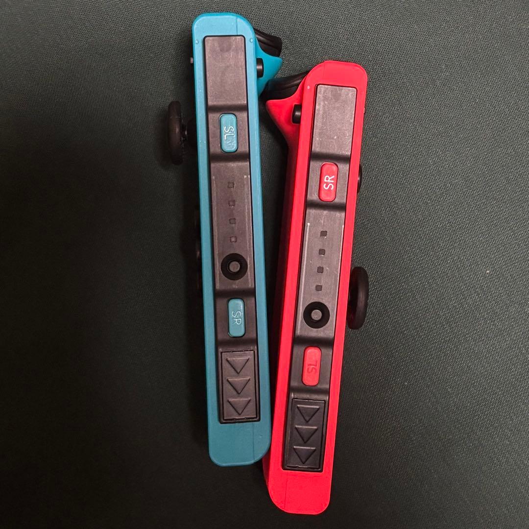 Nintendo Switch 本体 赤/青/緑ジョイコン