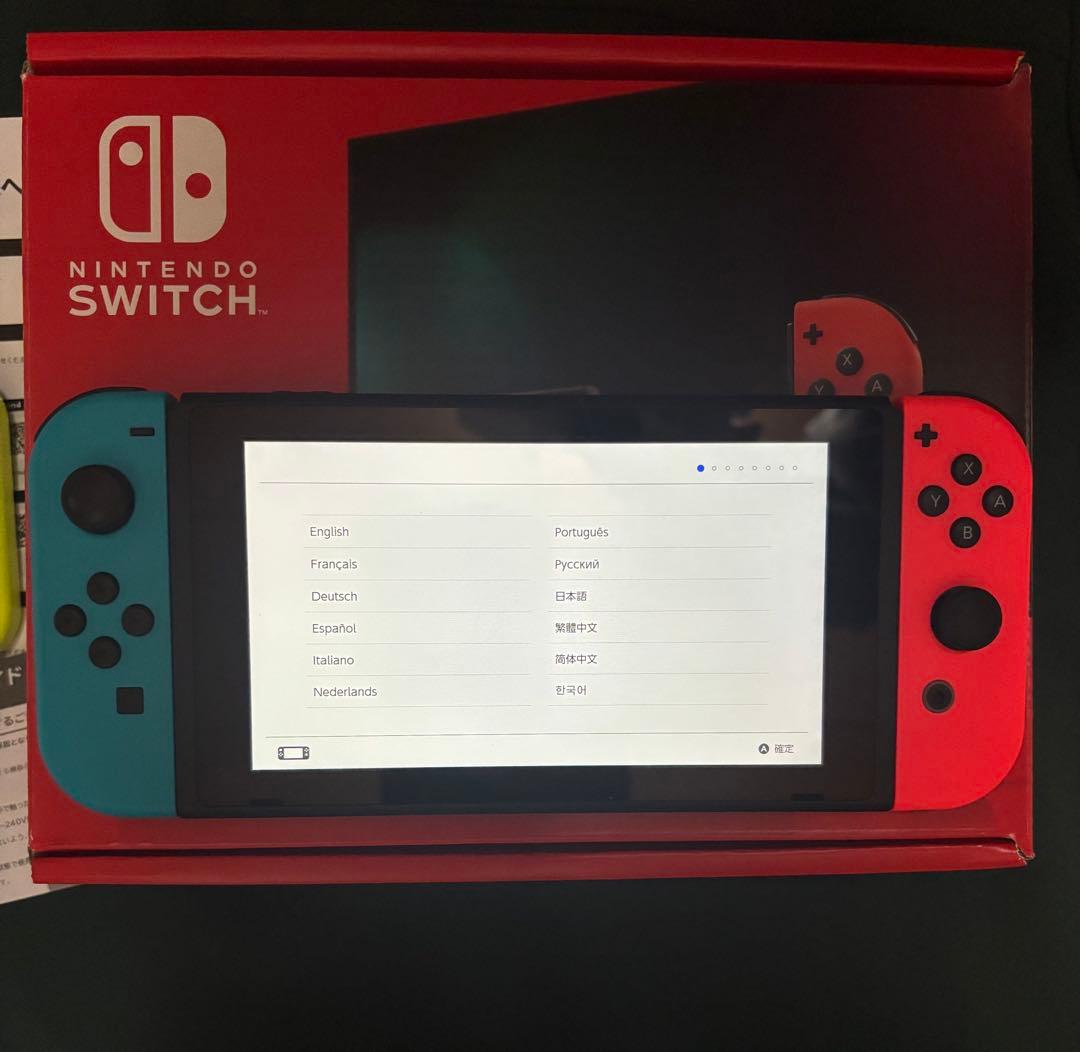 Nintendo Switch 本体 赤/青/緑ジョイコン
