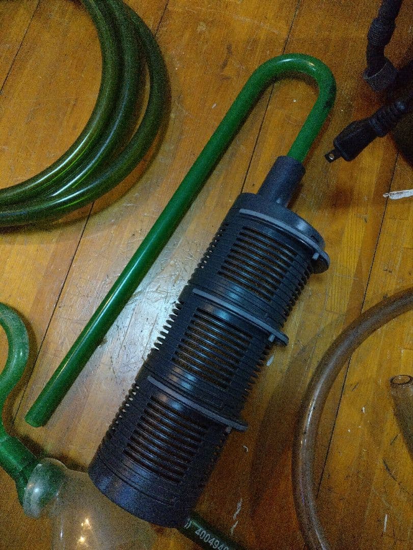 今週限定値下げ】60センチオーバーフローガラス水槽 とエーハイム2213