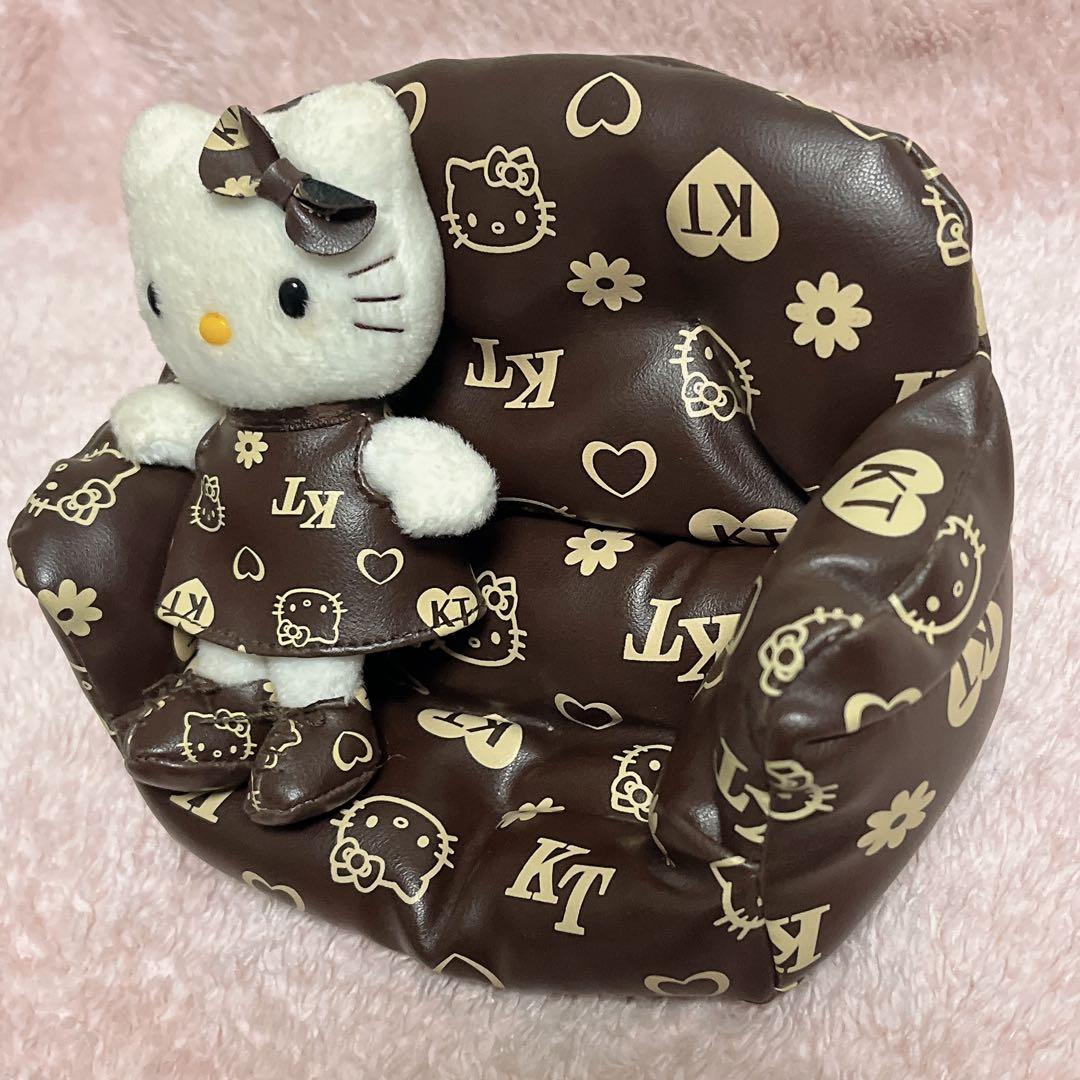 Sanrio Hello Kitty ソファ付き ぬいぐるみ モノグラム 衣装の通販はau
